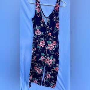 Polly & Esther Floral Capri Jumper | Size M | Button Front + Waist Tie